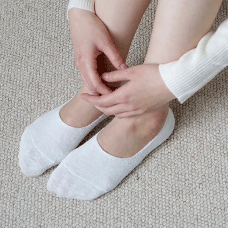 Creative Prints Hakne Linen No Show Liner Socks (adults)