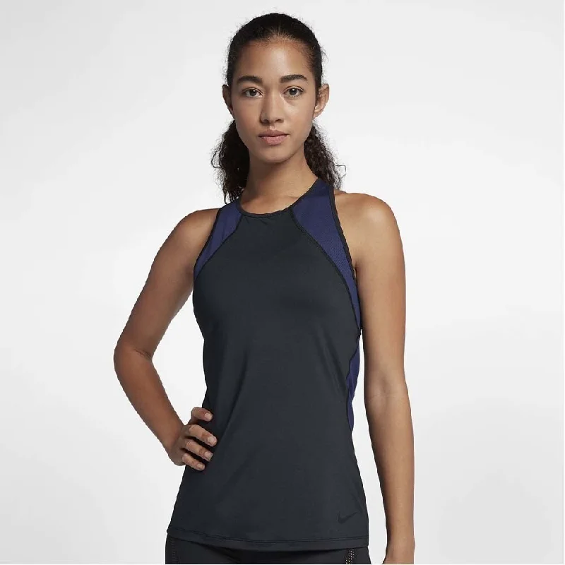 Comfortable And Versatile Nike Women's Pro HyperCool Racerback Training Tank Size Extra Small - XS Comfortable And Versatile Nike Women's Pro HyperCool Racerback Training Tank Size Extra Small - XS
